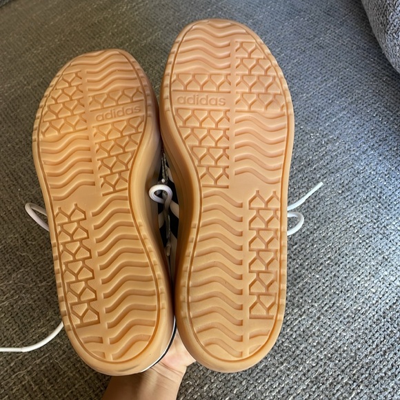 NWT ADIDAS VL Court Bold Platform Sneakers! - Picture 11 of 12